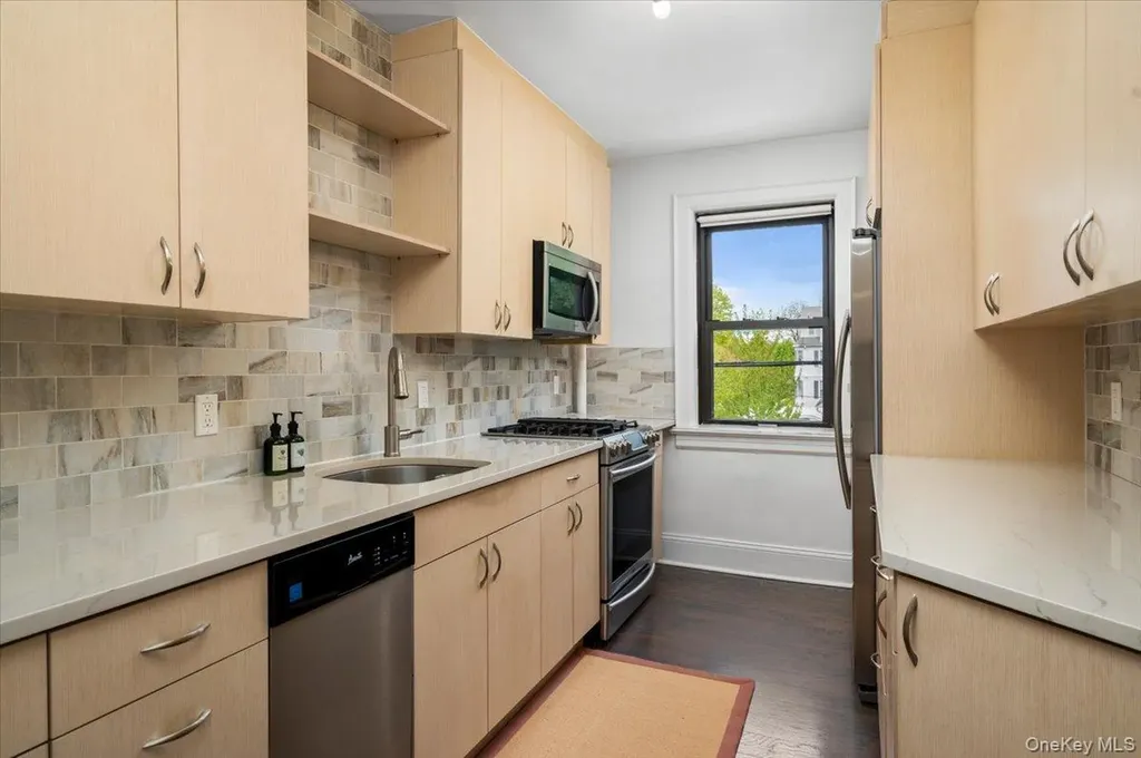412 Munro Avenue Mamaroneck NY 10543