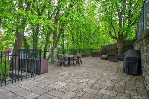 412 Munro Avenue Mamaroneck NY 10543