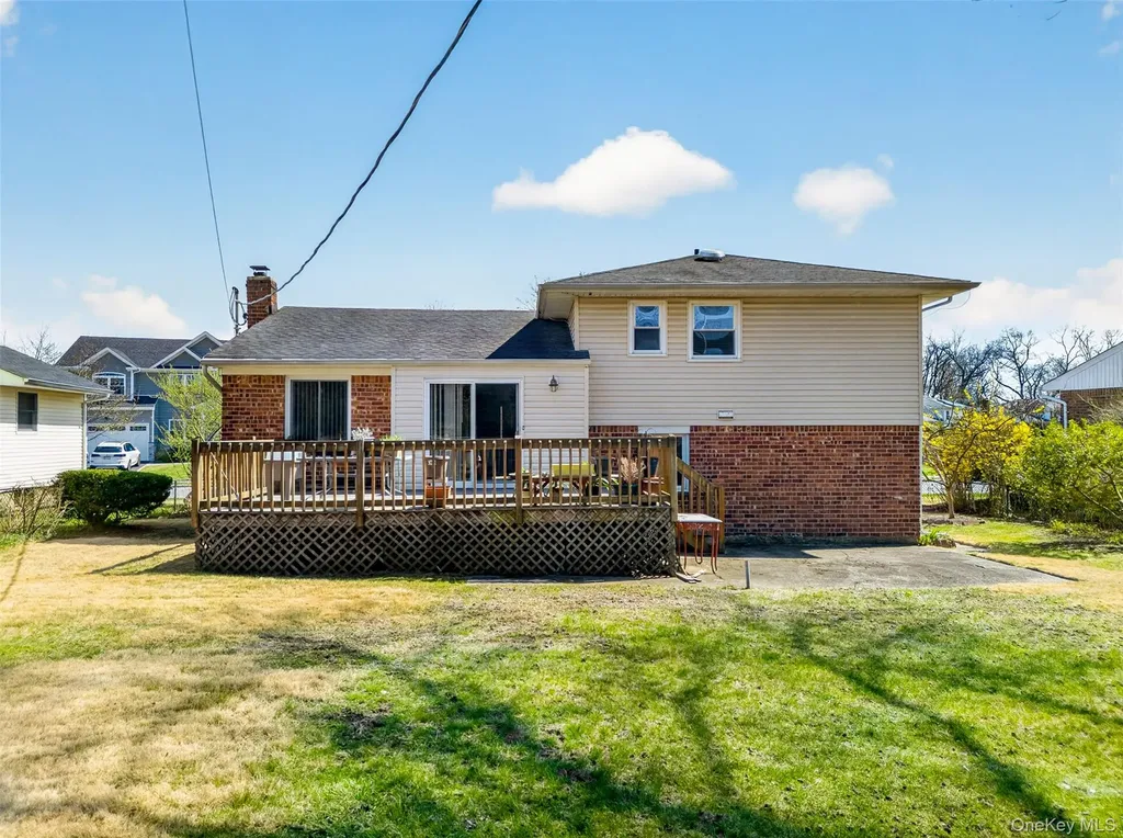 42 Edna Drive Syosset NY 11791