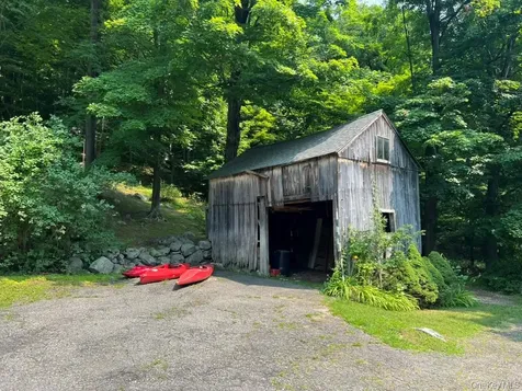 635 Long Pond Road Mahopac NY 10541