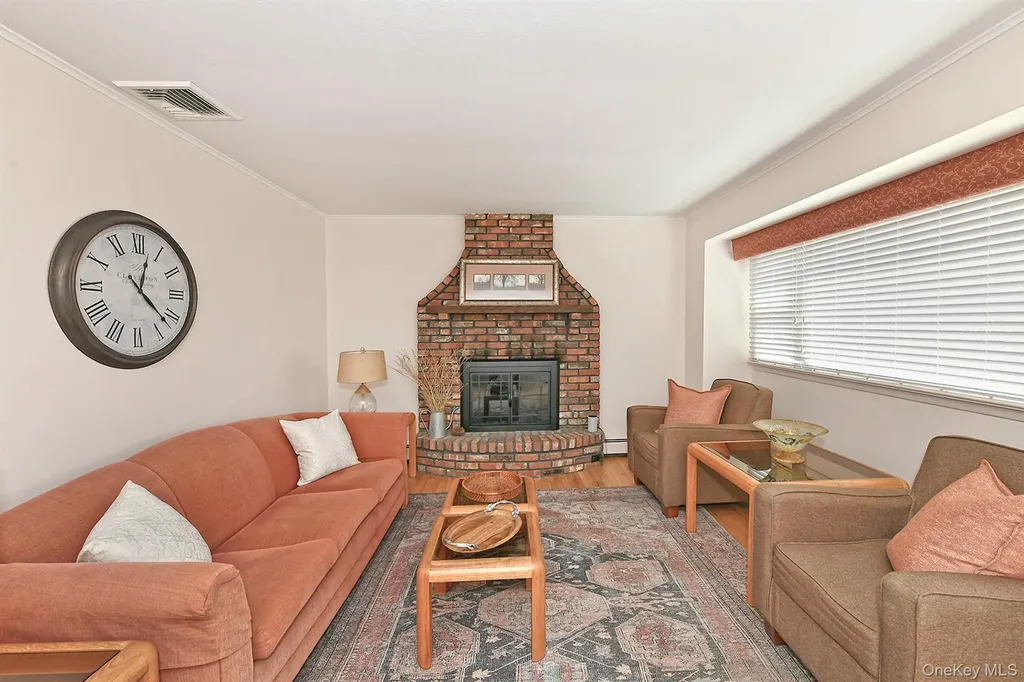 61 Newton Boulevard Ronkonkoma NY 11779