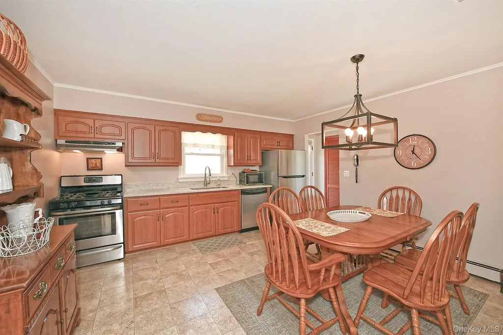 61 Newton Boulevard Ronkonkoma NY 11779