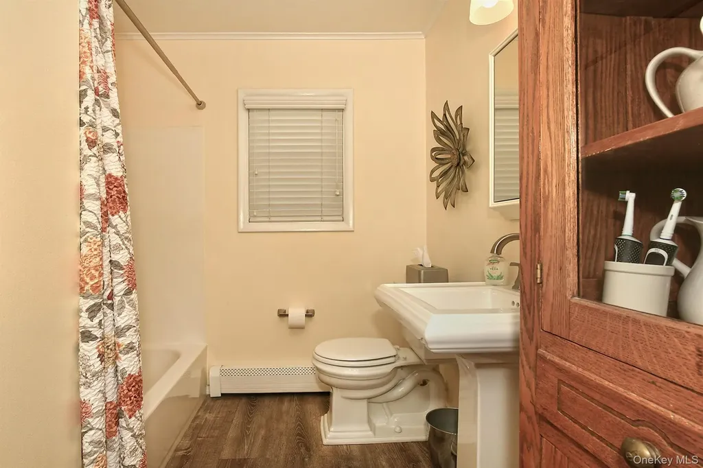 61 Newton Boulevard Ronkonkoma NY 11779