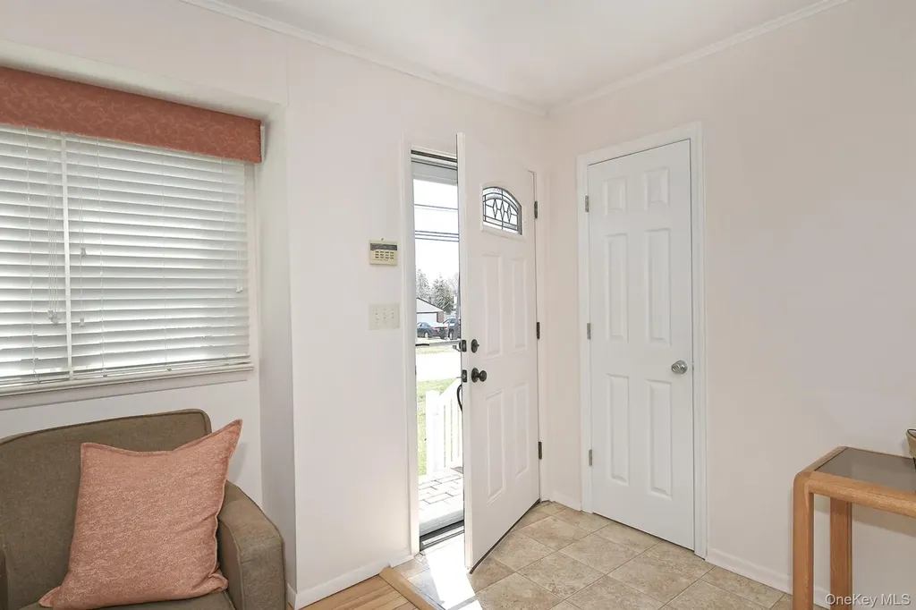 61 Newton Boulevard Ronkonkoma NY 11779
