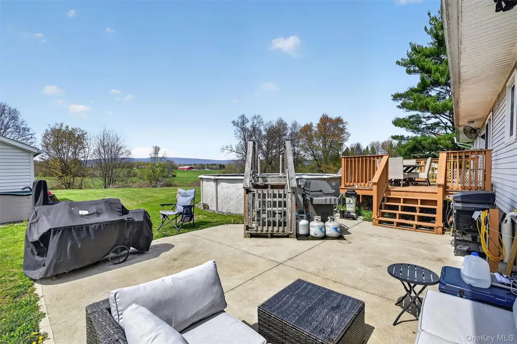 9 Claire Drive Pine Bush NY 12566