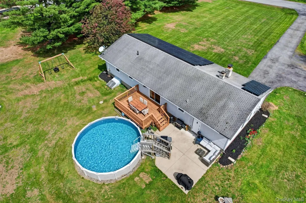 9 Claire Drive Pine Bush NY 12566