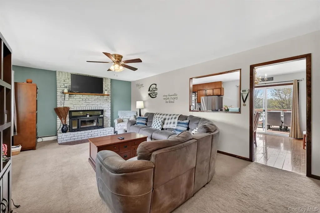 9 Claire Drive Pine Bush NY 12566
