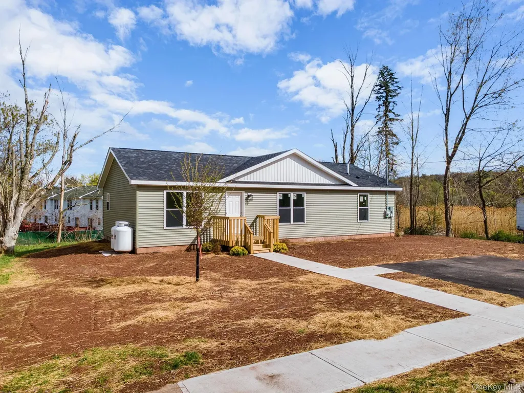 23 Spring Street Monticello NY 12701