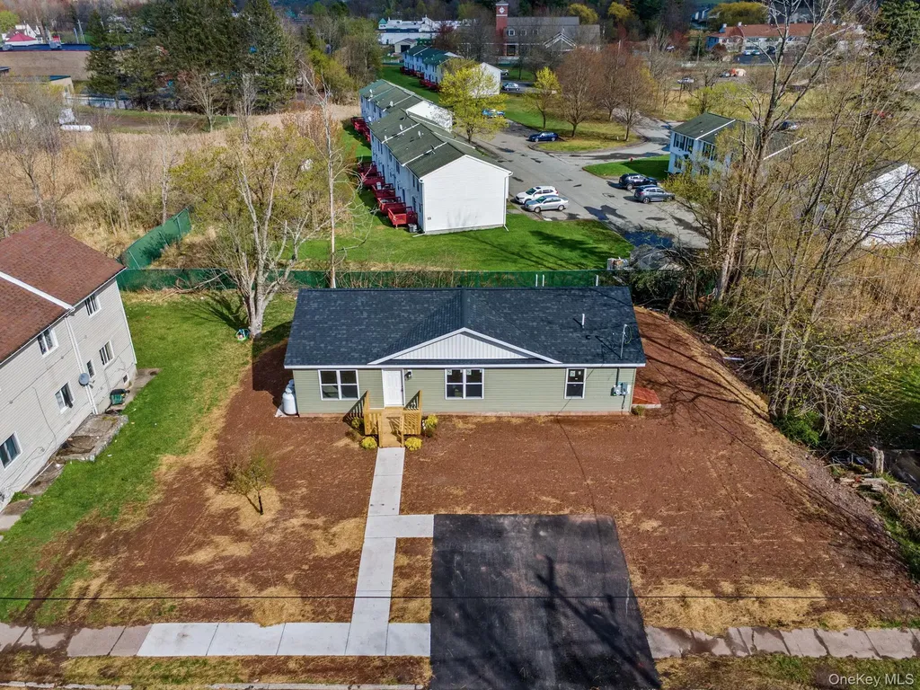23 Spring Street Monticello NY 12701