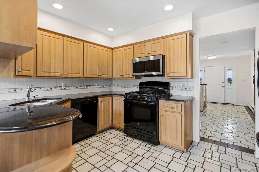 1340 Beech Street Atlantic Beach NY 11509