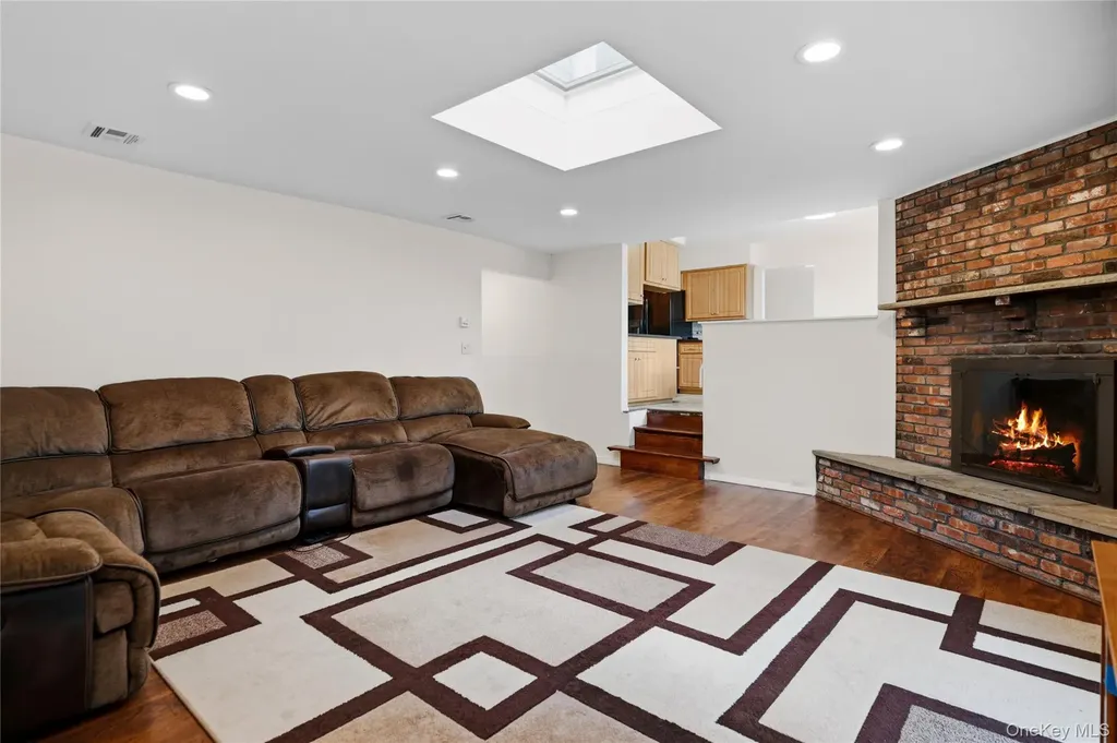 1340 Beech Street Atlantic Beach NY 11509