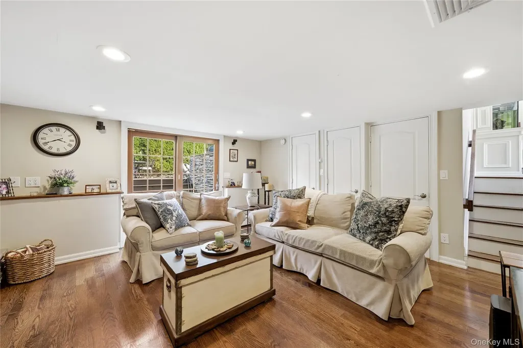 1 Ryan Court Syosset NY 11791