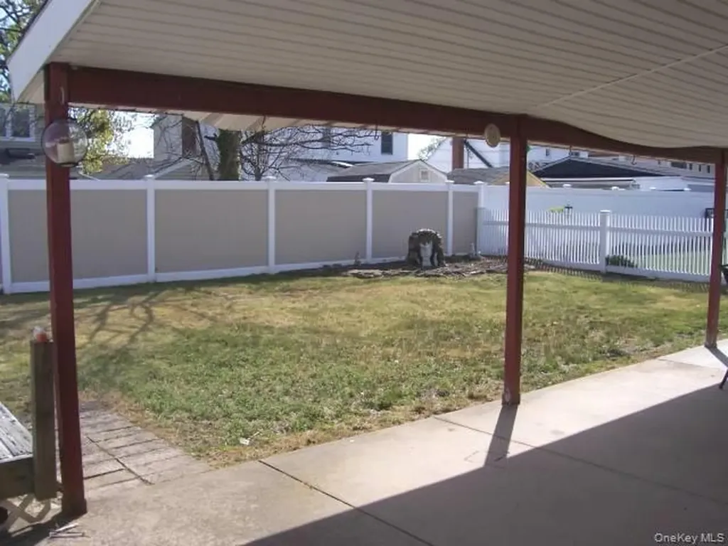 1053 Lorraine Drive Franklin Square NY 11010