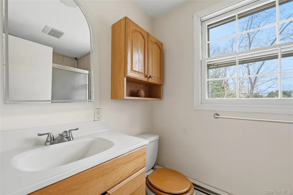 3 Shawmont Lane Stony Brook NY 11790