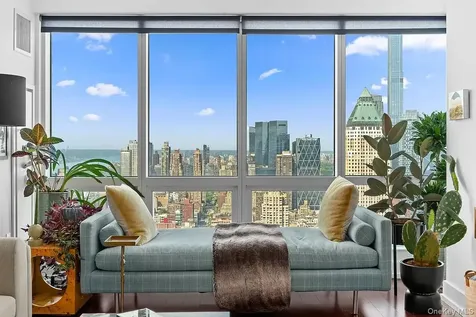 350 West 42nd Street New York (manhattan) NY 10036