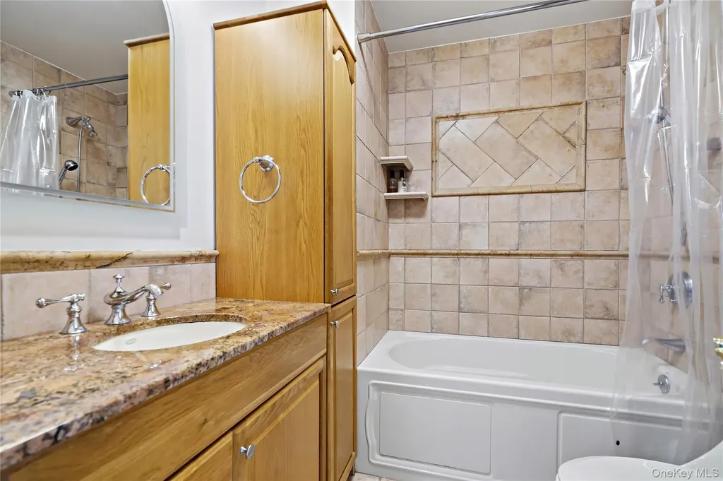 10 Valleyview Road Elmsford NY 10523