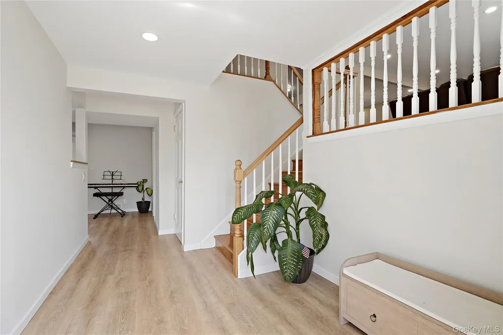 10 Valleyview Road Elmsford NY 10523