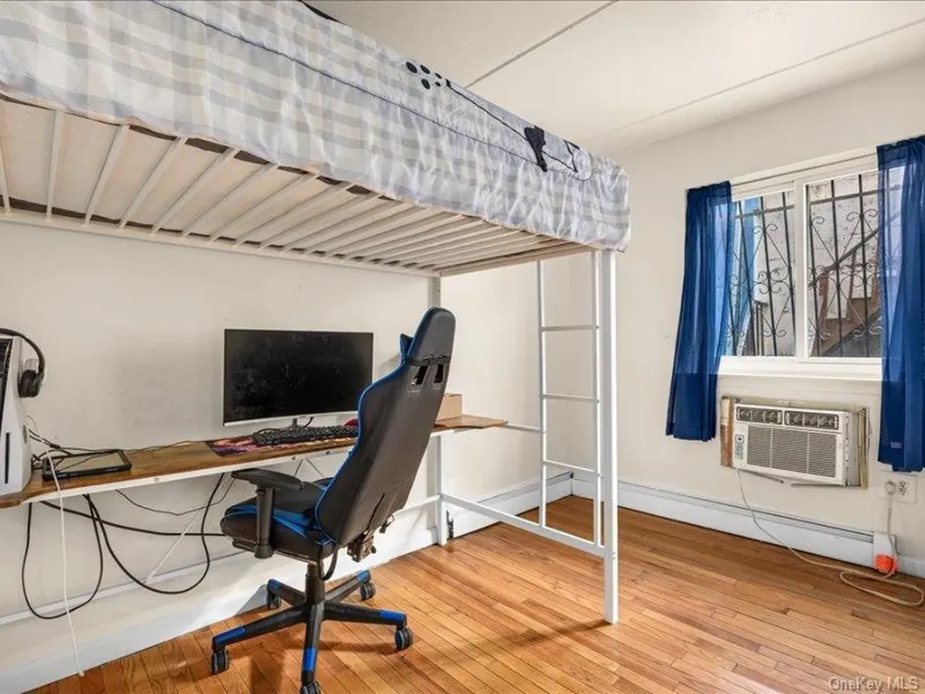2058 Washington Avenue Bronx NY 10457