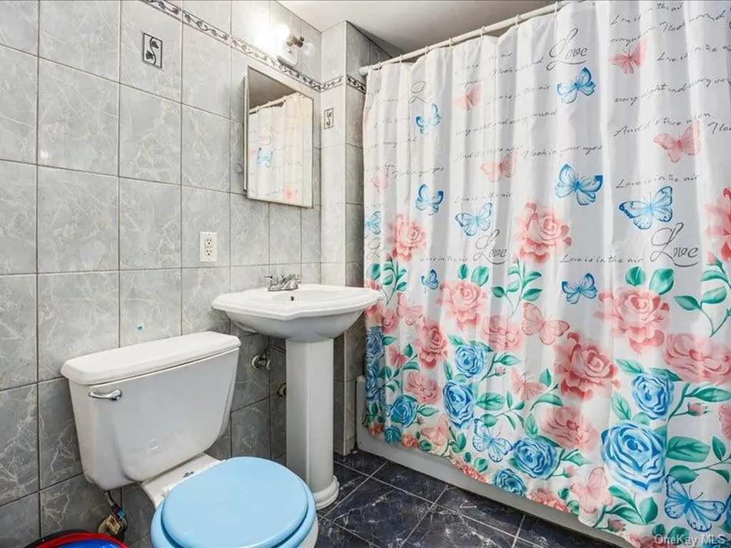 2058 Washington Avenue Bronx NY 10457