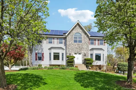 10 Alex Court West Nyack NY 10994