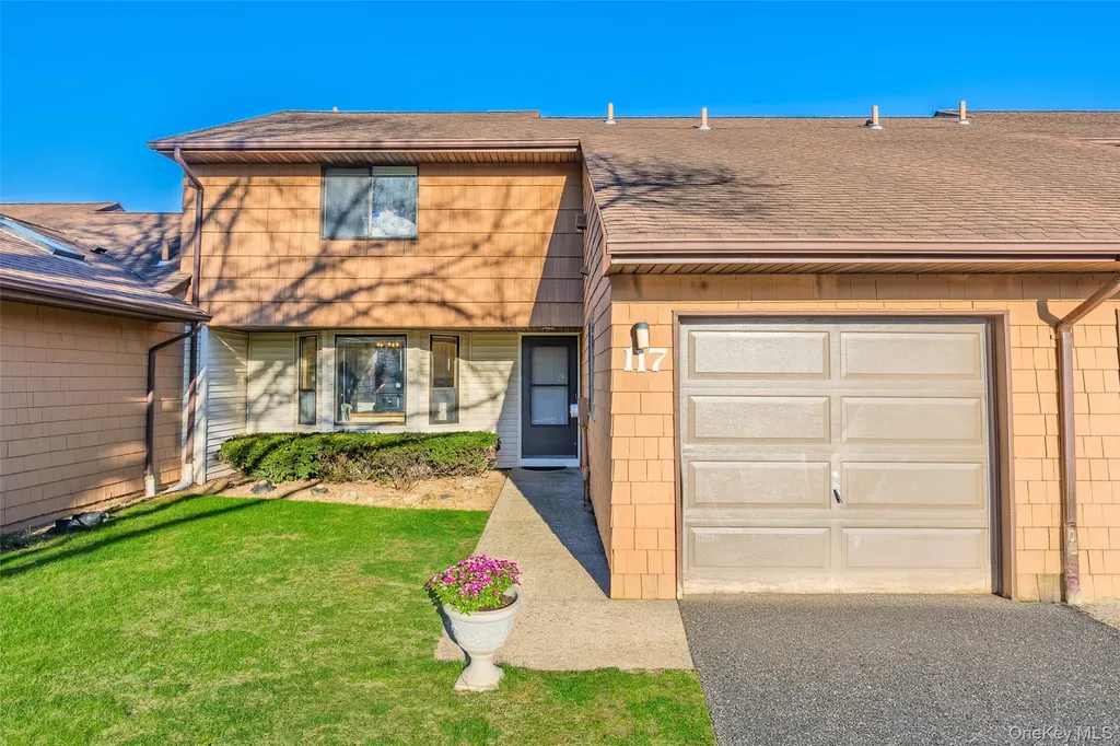 117 Scarlett Drive Commack NY 11725