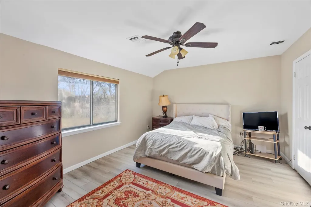117 Scarlett Drive Commack NY 11725
