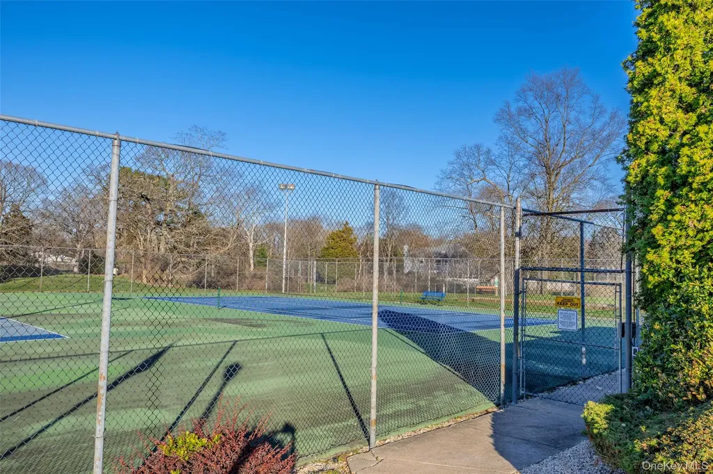 117 Scarlett Drive Commack NY 11725
