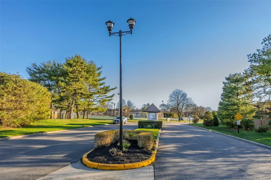 117 Scarlett Drive Commack NY 11725
