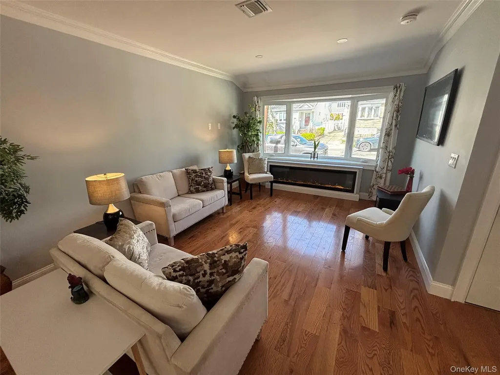 146-26 20th Road Whitestone NY 11357
