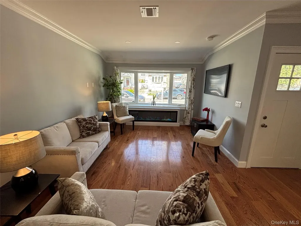 146-26 20th Road Whitestone NY 11357