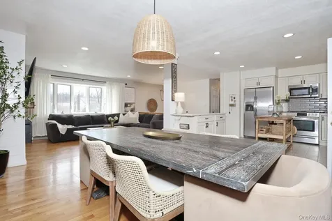 27 Eastlake Drive Thiells NY 10984