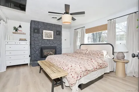 27 Eastlake Drive Thiells NY 10984