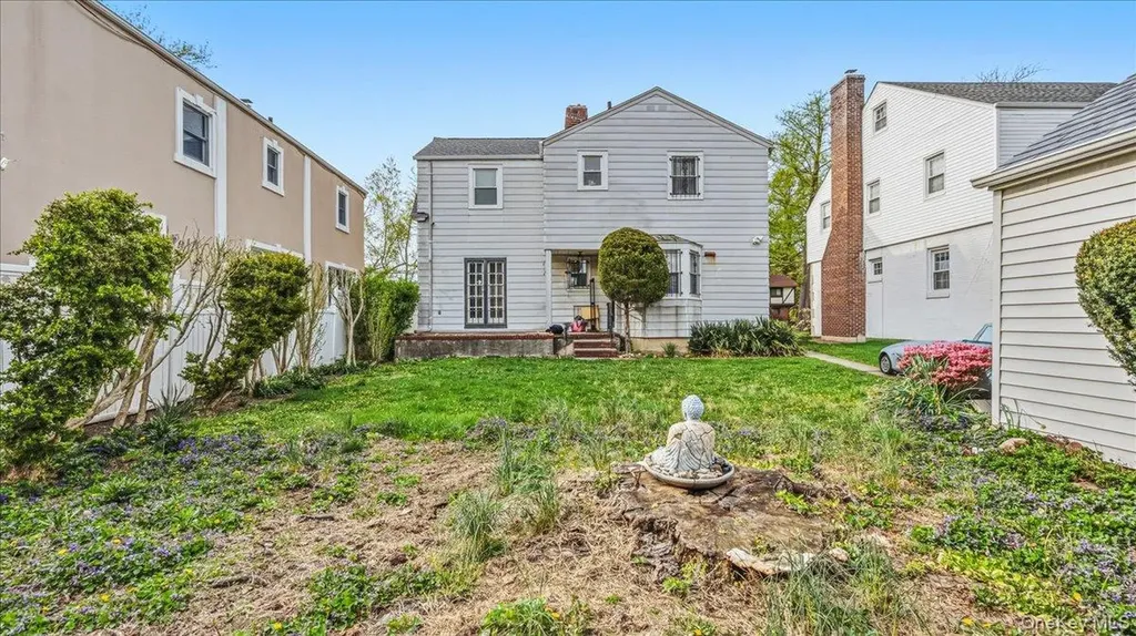 21408 33rd Avenue Bayside NY 11361
