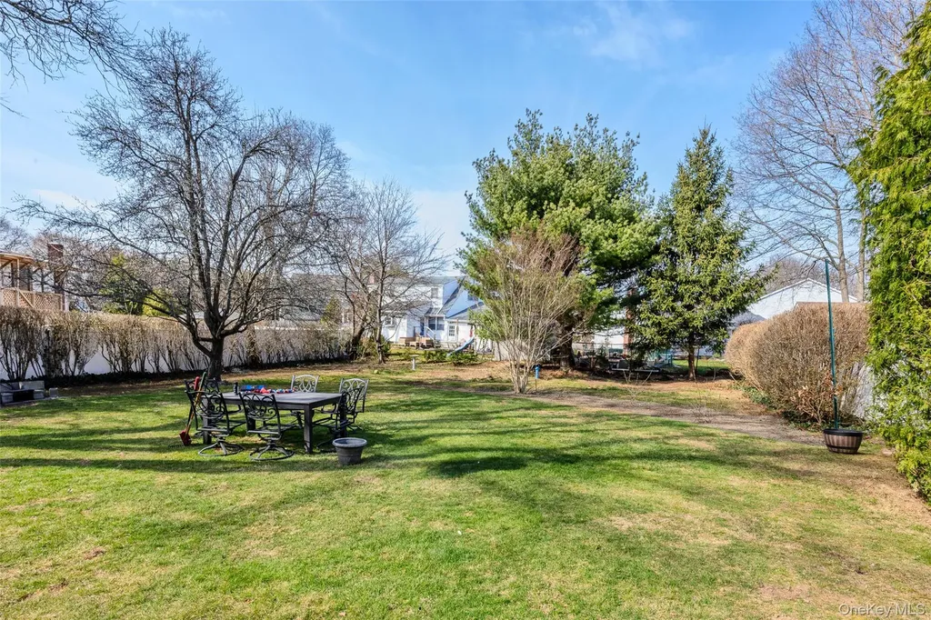 51 Convent Road Syosset NY 11791