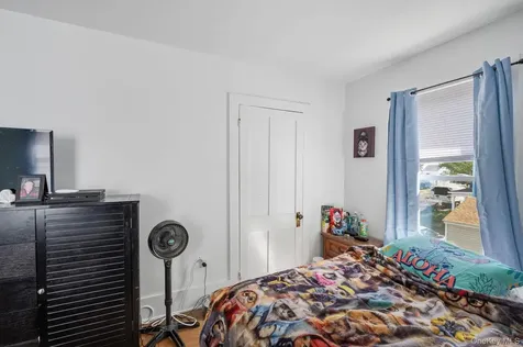 167 Salem Street Port Ewen NY 12429