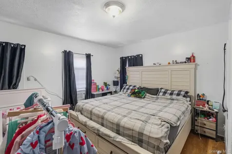 167 Salem Street Port Ewen NY 12429