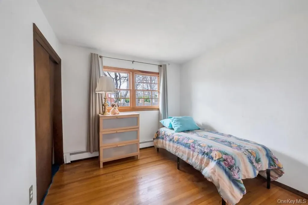 287 6th Avenue Saint James NY 11780