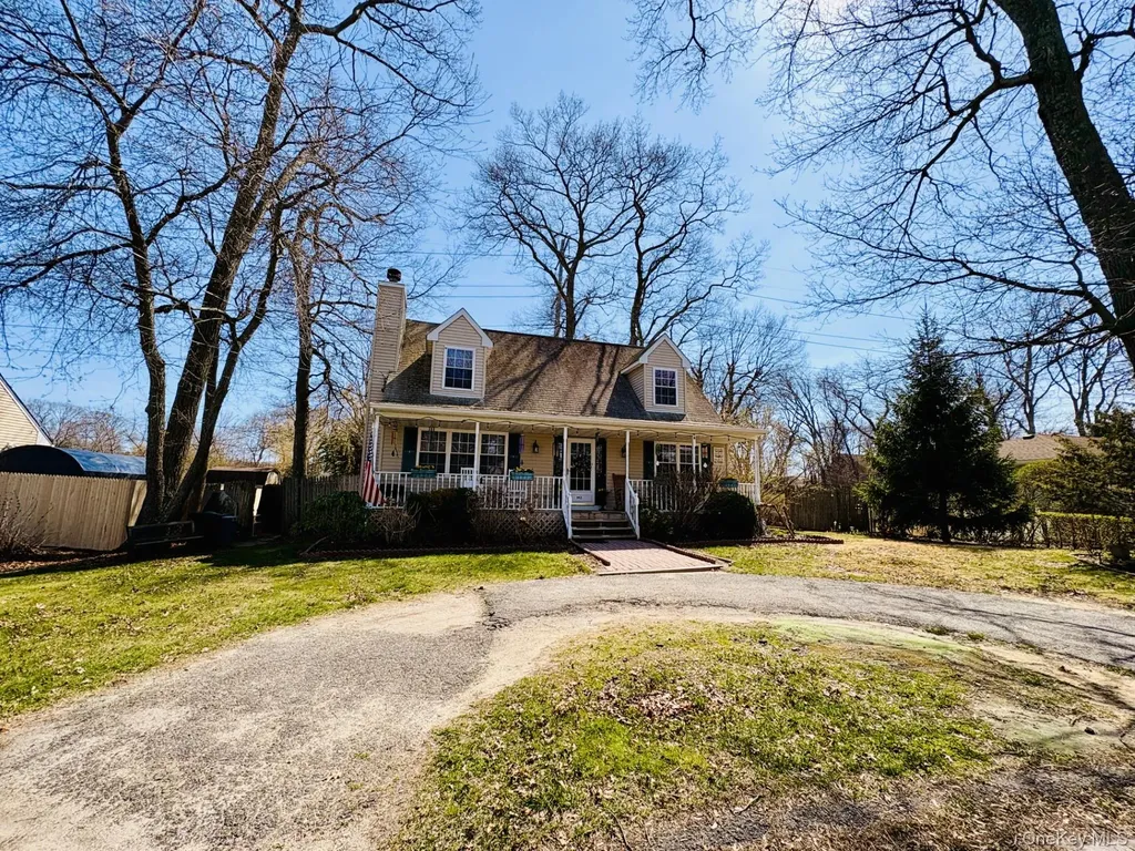 142 King Road Rocky Point NY 11778