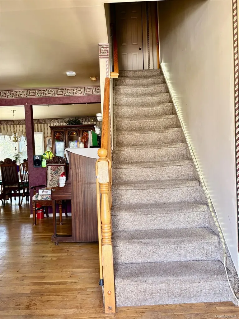 142 King Road Rocky Point NY 11778