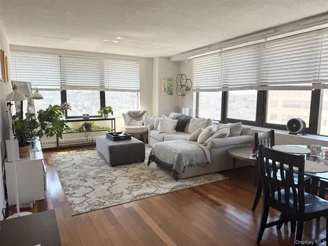 4 Martine Avenue White Plains NY 10606