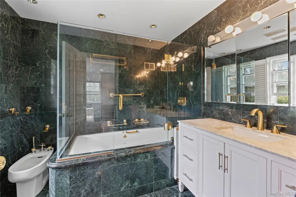40 Meadow Road Scarsdale NY 10583