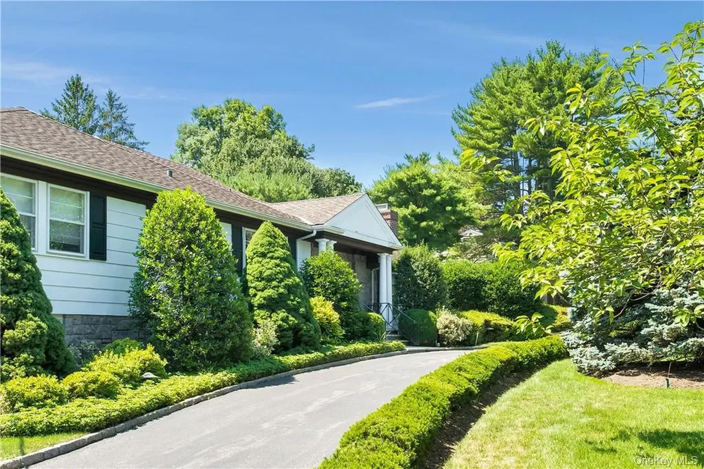 40 Meadow Road Scarsdale NY 10583