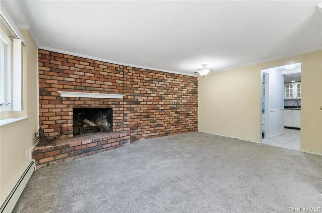 20 Veronica Court Smithtown NY 11787
