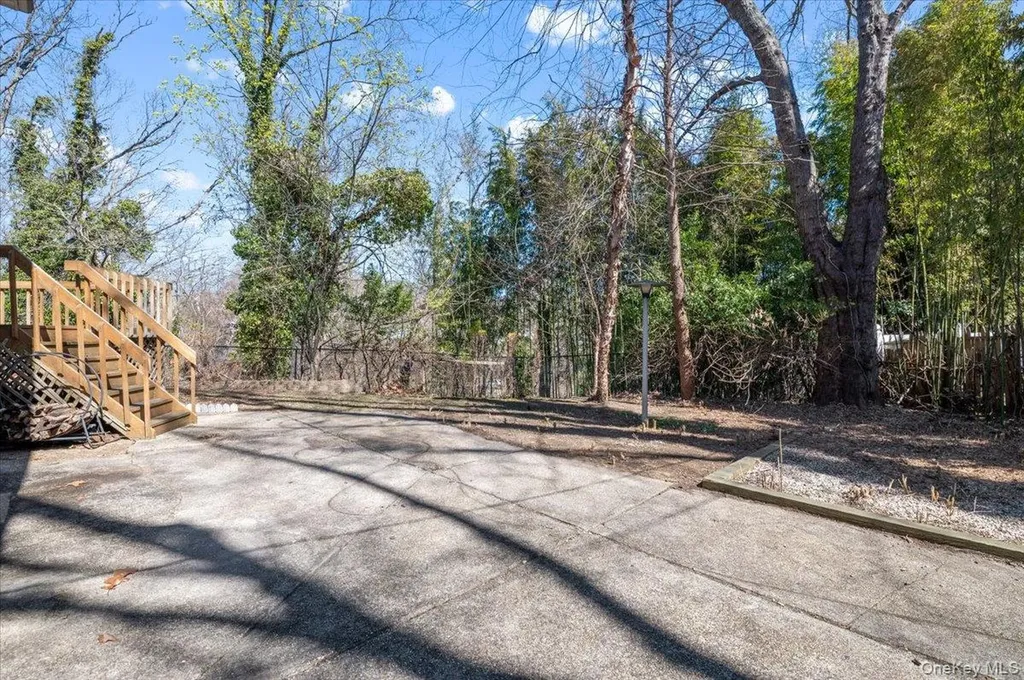 20 Veronica Court Smithtown NY 11787