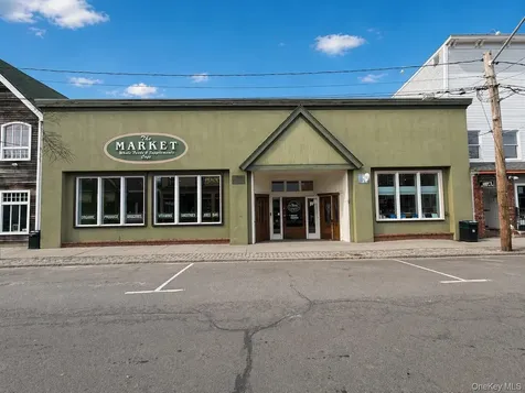 38-44 Front Street Greenport NY 11944