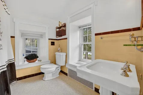 139 Watch Hill Road Cortlandt Manor NY 10567