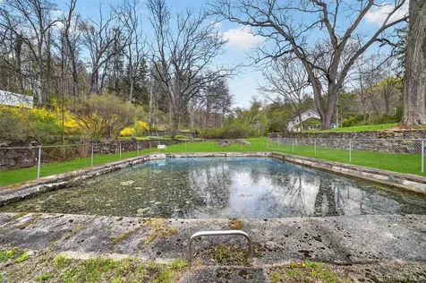 139 Watch Hill Road Cortlandt Manor NY 10567