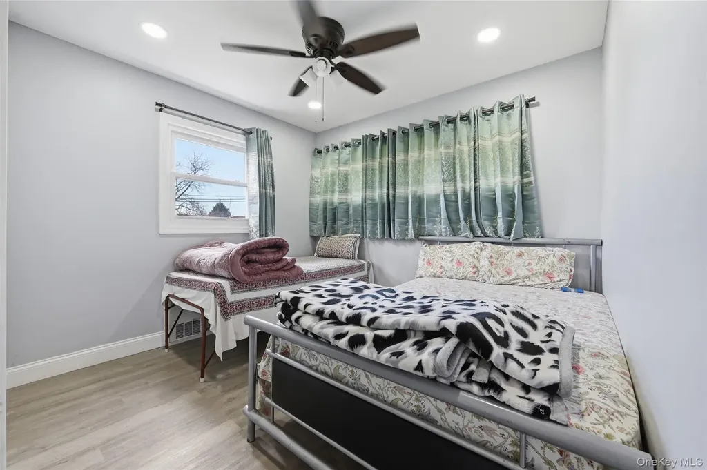 404 Foxdale Avenue Oceanside NY 11572