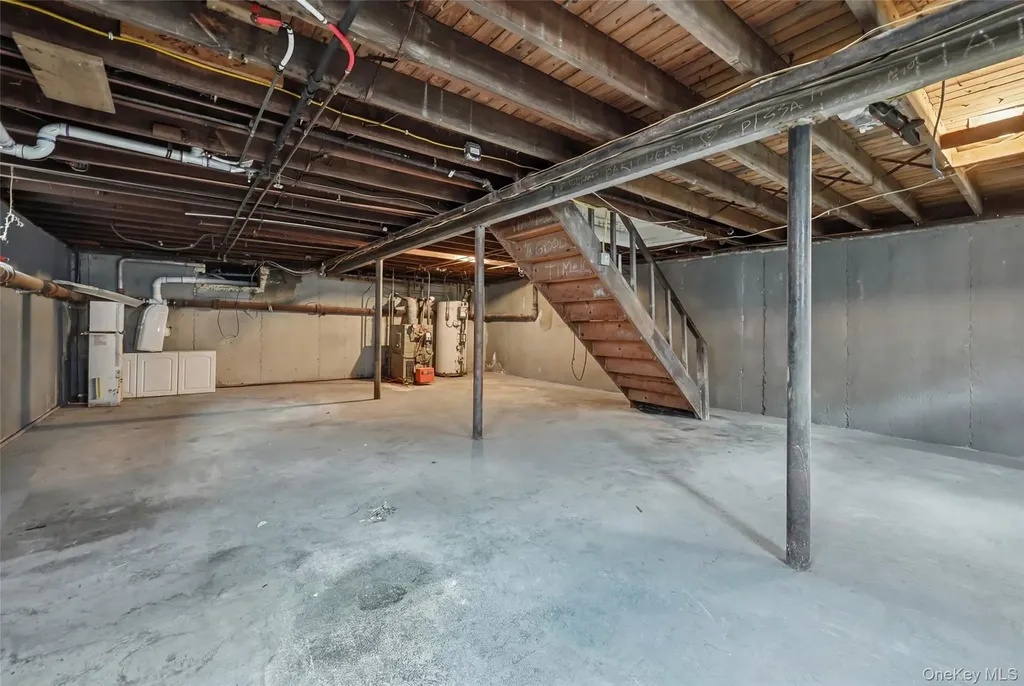 404 Foxdale Avenue Oceanside NY 11572