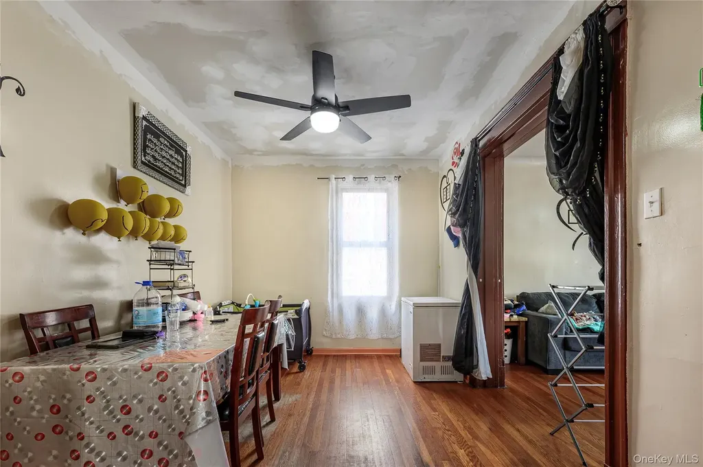 748 E 225 Street Bronx NY 10466
